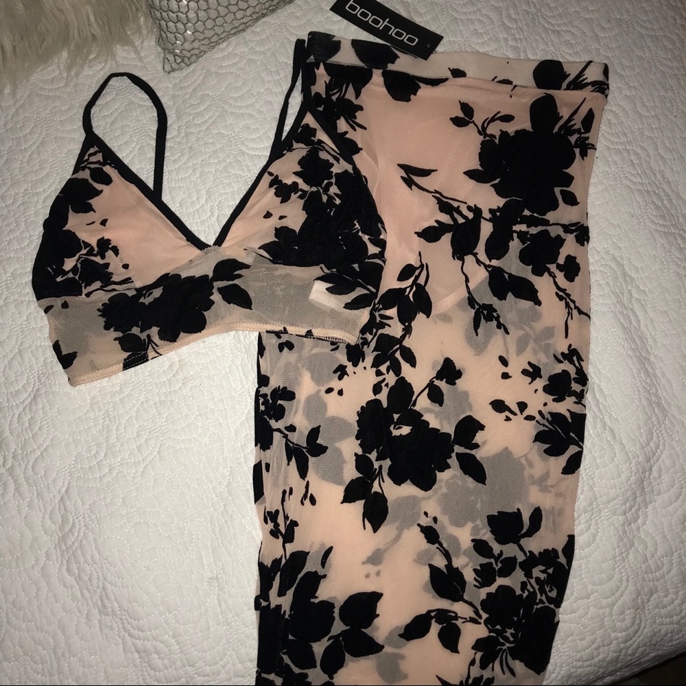 Two piece sheer bottom